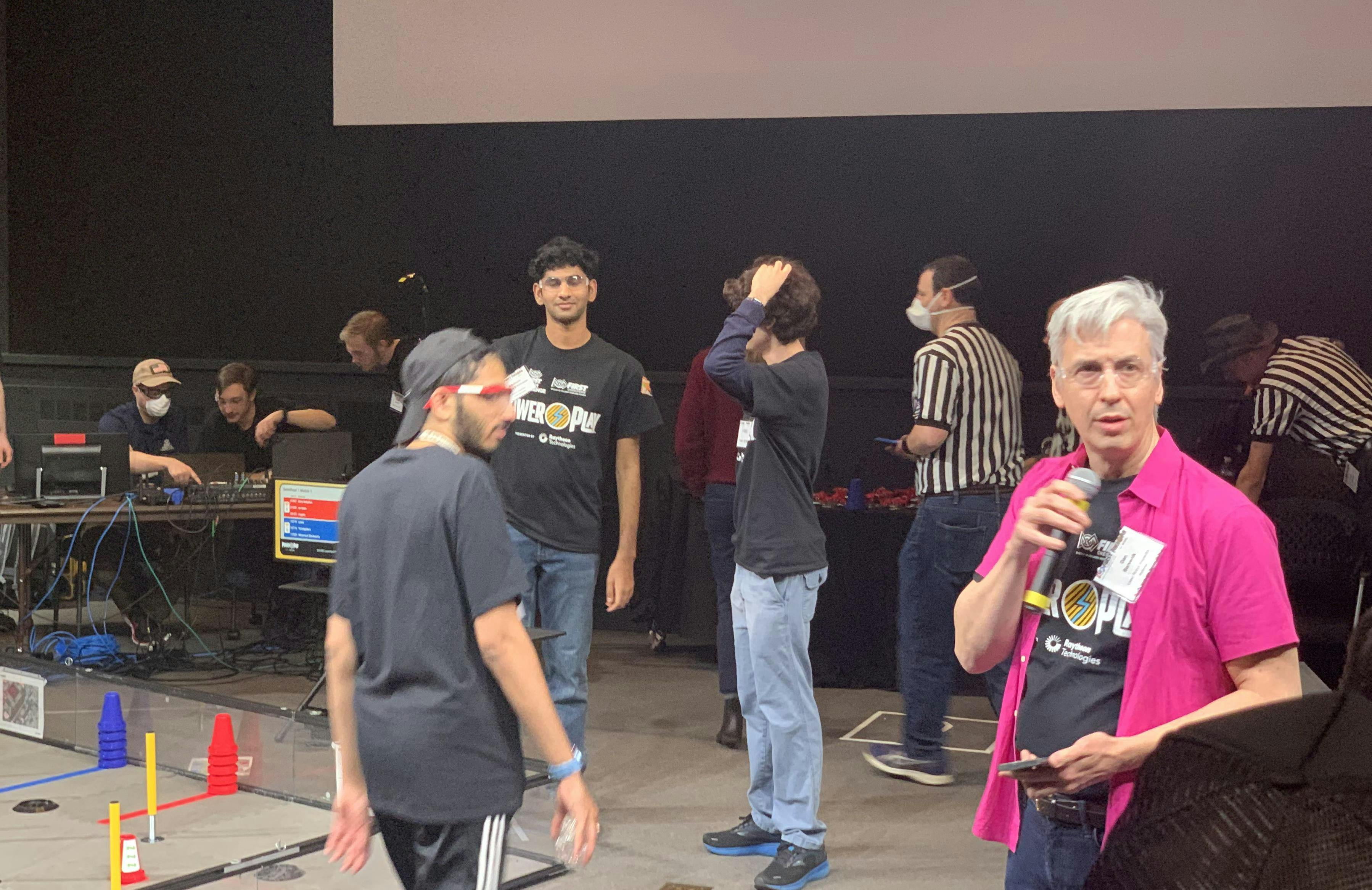 We volunteered for the second year in a row at the Maryland Tech Invitational, a very prestigious tournament at the same venue where we hosted our qualifier.